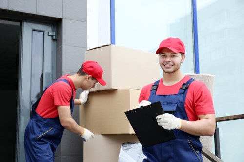 Moving service support for Farringdon residential relocations