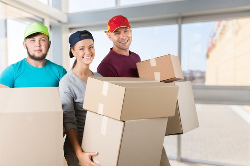 A local removals team assisting with a move around Farringdon
