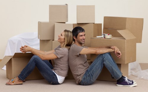 Man and van removals service in Farringdon with moving van near central London properties