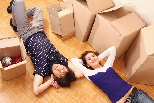 Local moving team supporting a residential or office relocation in Farringdon