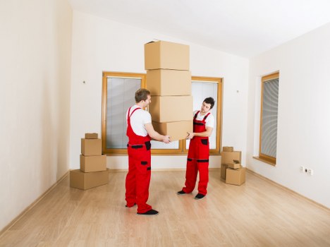 Careful handling of household furniture during a Farringdon move